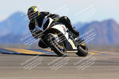 media/Mar-12-2022-SoCal Trackdays (Sat) [[152081554b]]/Turn 9 (220pm)/